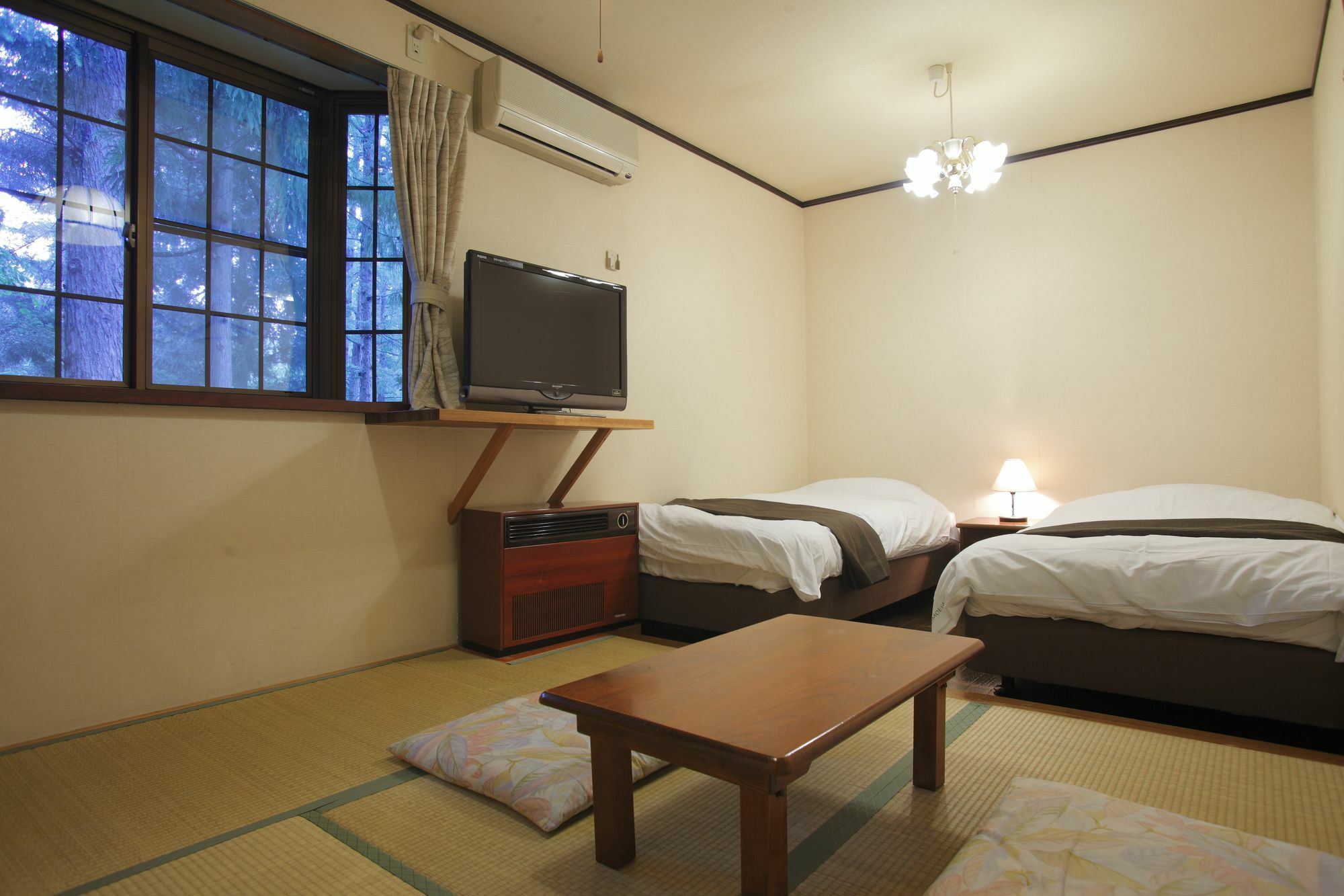 Hakubagoryu Pension&Logcottage Arumu Buitenkant foto